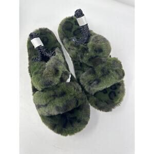 Brand New Array Shayla Women's Size 8 Green Plush Slippers SLingback